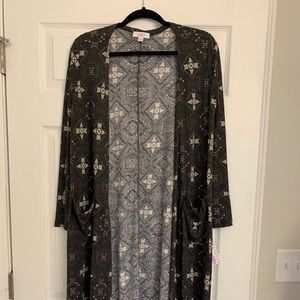 Lularoe Sarah. Size Med. NWT